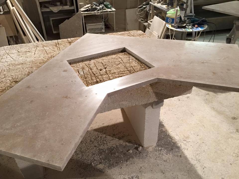 Fabrication de bacs et receveurs de douche en travertin premium pour salles de bain de qualité Paris (75), Ile de France