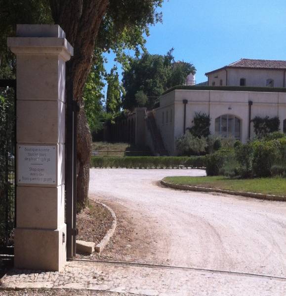 Chateau de Bormes les Mimosas (Leoubes) en pierre
