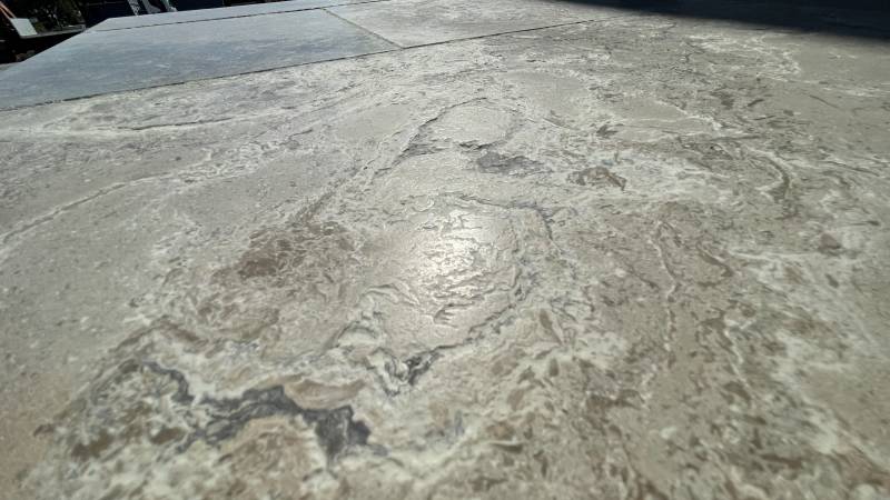 Dallage pierre de Dordogne pour sol intérieur et sol extérieur, de Paris à Cannes et de Bordeaux à Paris