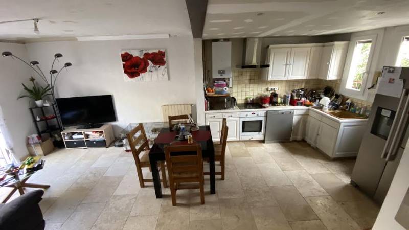 Magasin de dallage en pierre naturelle en travertin Nîmes dans le Gard (30)