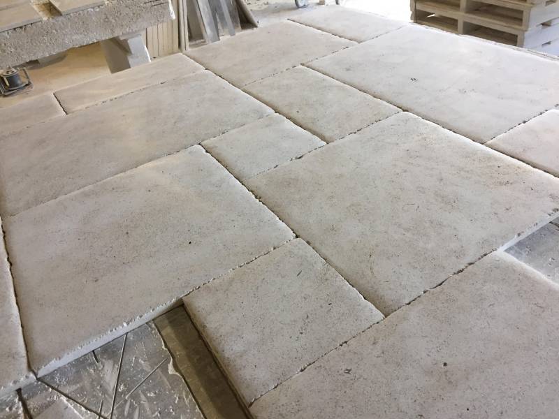 Fournisseur direct usine carrelage pierre naturelle Travertin et pierre de France livraison Biarritz et Bayonne