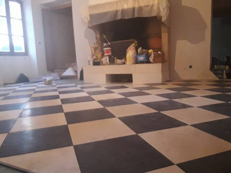 Tailleur de pierre entre ALES et NIMES dans le Gard.