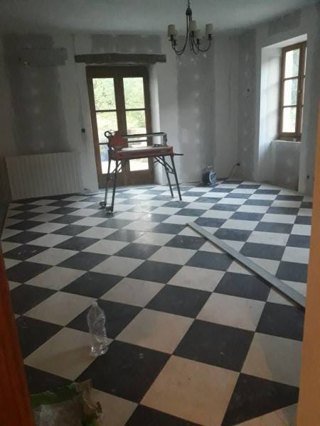 Pierre naturelle 36 rue de Bourgogne 75007 PARIS, région Parisienne