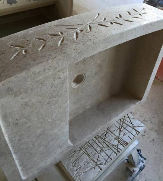 Tailleur de pierre à proche MONTAREN, et UZES dans le GARD 30