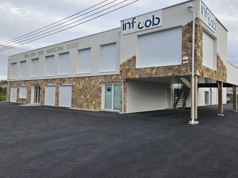 Parement pierre naturelle à coller pour mur rendu pierre sèche en intérieur et extérieur de Nantes à Nice, de Lyon à Bordeaux, de Bastia à Ajaccio