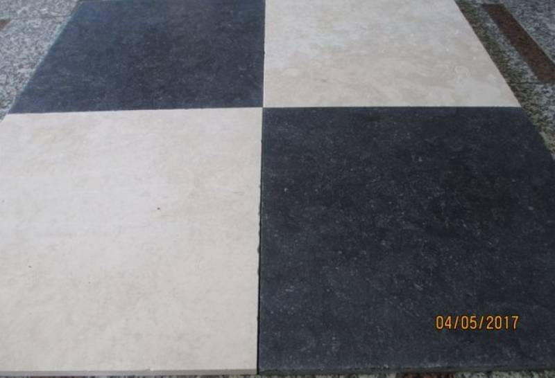 Dallage pierre en damier AVIGNON 84