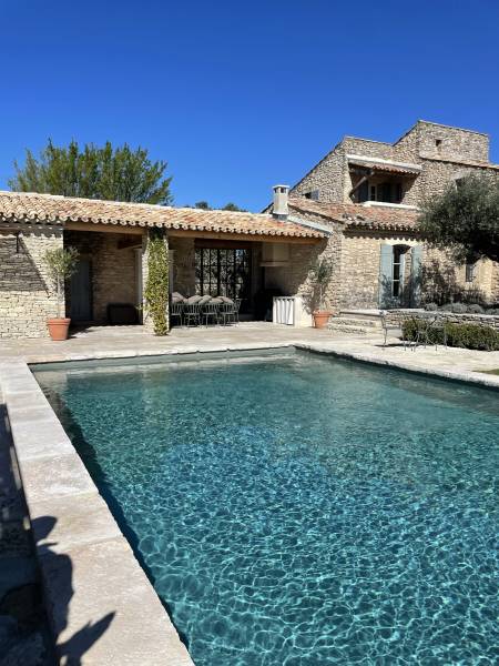 Quelle pierre naturelle choisir pour le dallage d'une terrasse ?