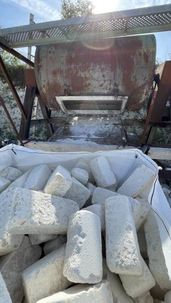 Pavé de Dordogne en Pierre Naturelle : Qualité et Charme Authentique – Livraison à Aix-en-Provence.