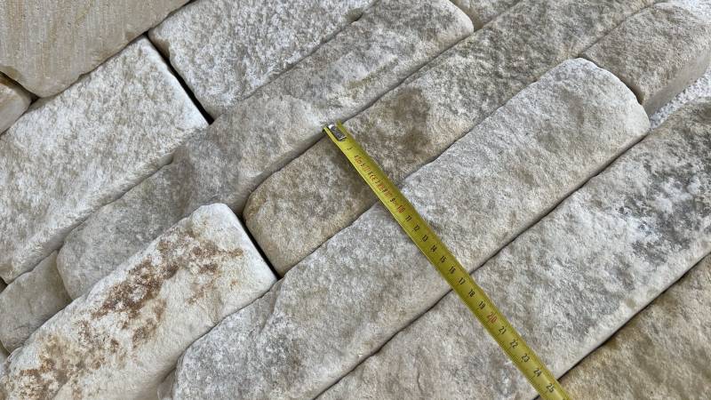 Dalle en pavé ancien Calade pierre naturelle vieillie, Apt à Aix-en-Provence