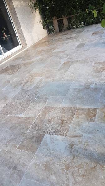 Carrelage en Travertin pierre naturelle Montpellier
