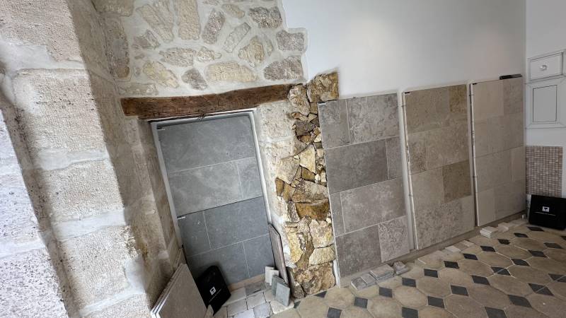 Parement en pierre naturelle pour extérieur Paris, Nîmes, Périgueux, Bordeaux, Avignon, Lyon, Béziers, Colombiers, Bastia, Corse