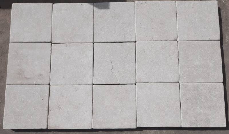 Pavé ancien en pierre naturelle vieillie, Paris à Toulouse