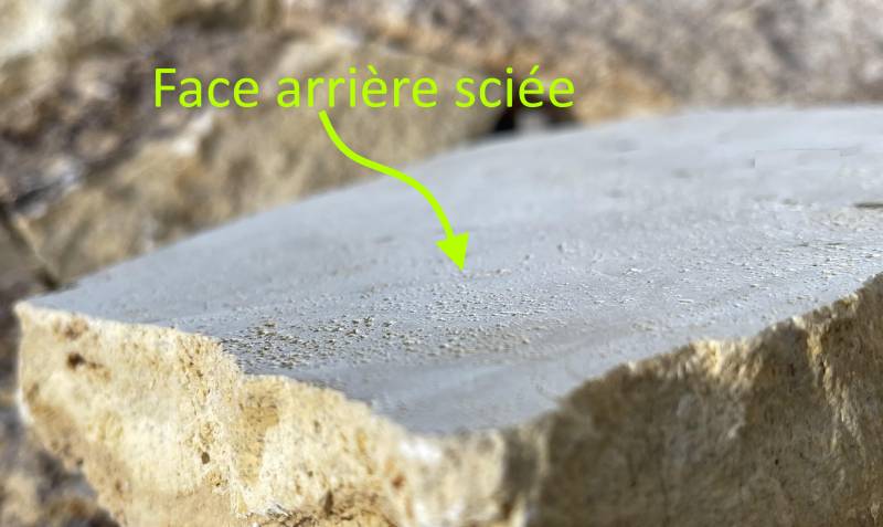 Parement pierre naturelle dorée et nuancée prêt à coller, rendu pierre sèche. Corse, Bastia, Ajaccio.