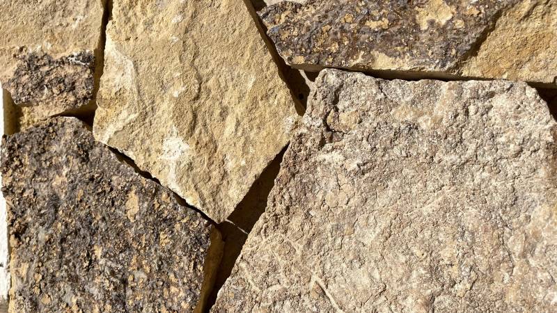 Parement pierre naturelle intérieur et extérieur