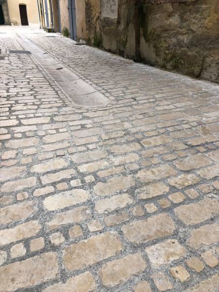 Pavés d'UZES dans le Gard