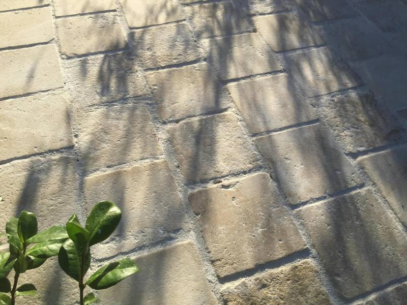 Pierre naturelle du Périgord pour dallage intérieur et extérieur