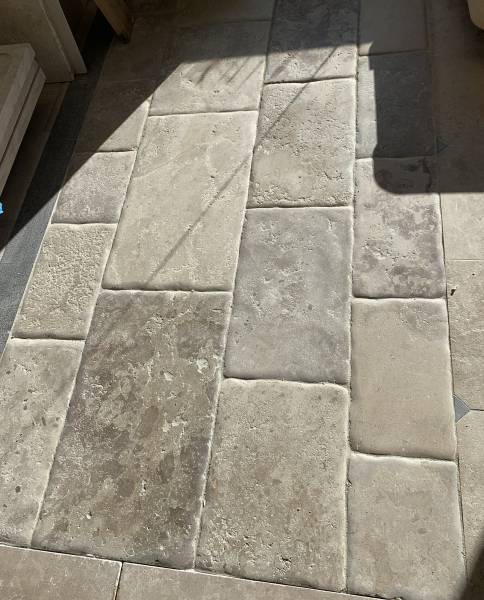 Carrelage pierre naturelle pierre du Périgord, Paris, Nîmes, Avignon, Périgueux, Beaune, Béziers