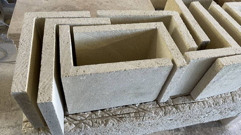 Parement Travertin, pierre naturelle pour dallage en parement mural Vaucluse Lubéron Cavaillon 84