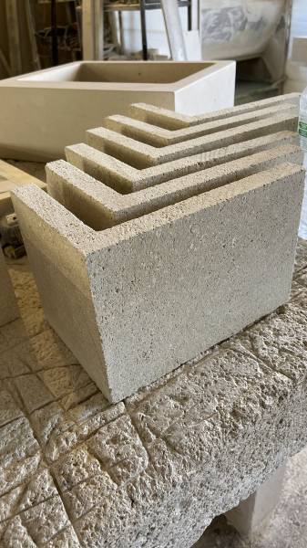 Parement Travertin, pierre naturelle pour dallage en parement mural Vaucluse Lubéron Cavaillon 84