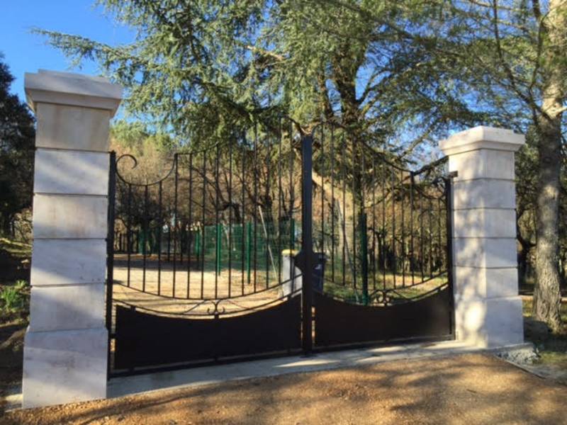 Pierre naturelle pour pilier en pierre dure à AVIGNON 84