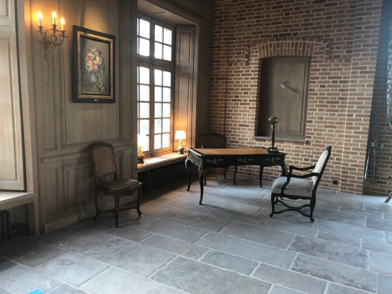 Pierre Naturelle pour sol intérieur et extérieur, terrasse, plage de piscine et margelle, Pierre Naturelle 36 rue de Bourgogne 75007 Paris