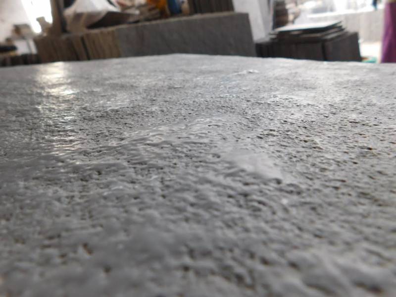 Dalle noire en pierre naturelle