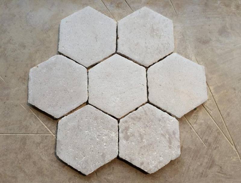 Dallage contemporain en pierre naturelle livraison de la région parisienne à Bordeaux