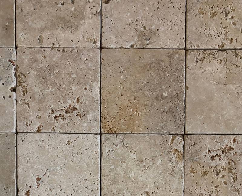 Travertin 20x20cm. Pierres naturelles de France 36 rue de Bourgogne à Paris Uniquement sur RDV