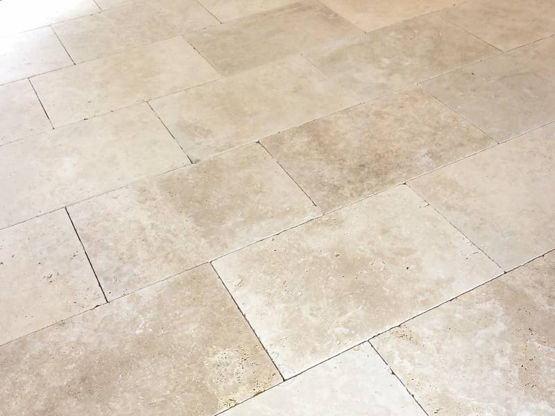 Carrelage en pierre naturelle belle qualité Travertin Classic Light Mix