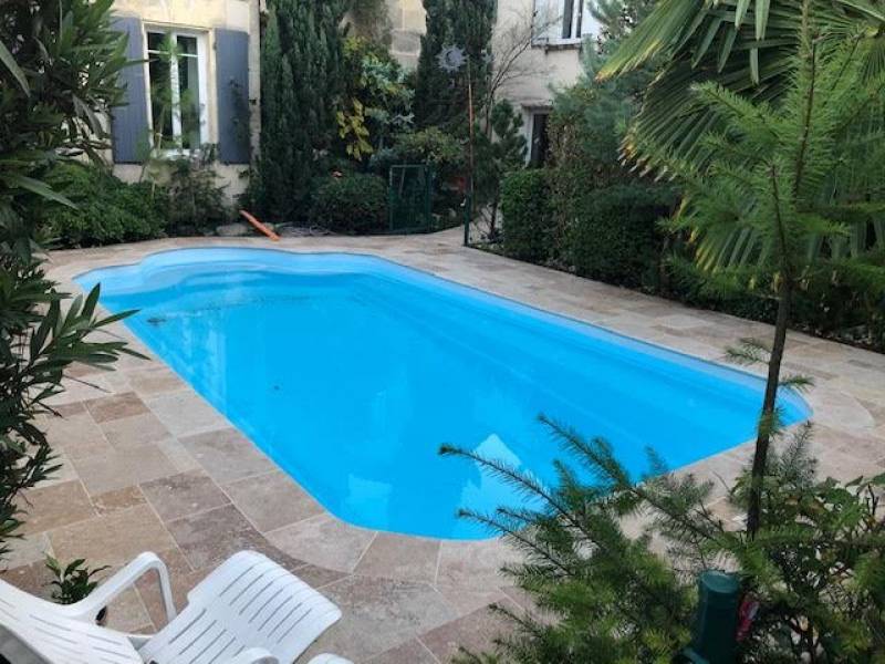 Travertin pierre extérieur. Pierre Naturelle 36 rue de Bourgogne 75007 Paris