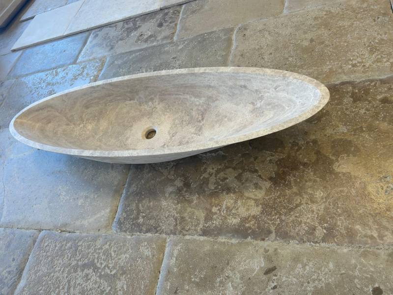 Travertin Pierre Naturelle pour Salle de Bain – Élégance Authentique et Formats Polyvalents