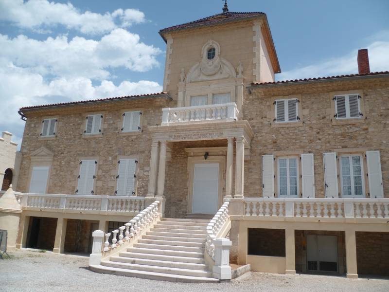 Tailleur de pierre à proche BOURDIC et UZES dans le GARD 30