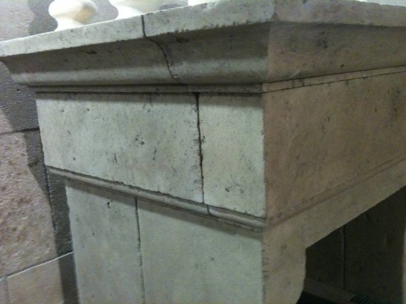 Tailleur de pierre NIMES. Showroom sur RDV au 36 rue de Bourgogne 75007 Paris.