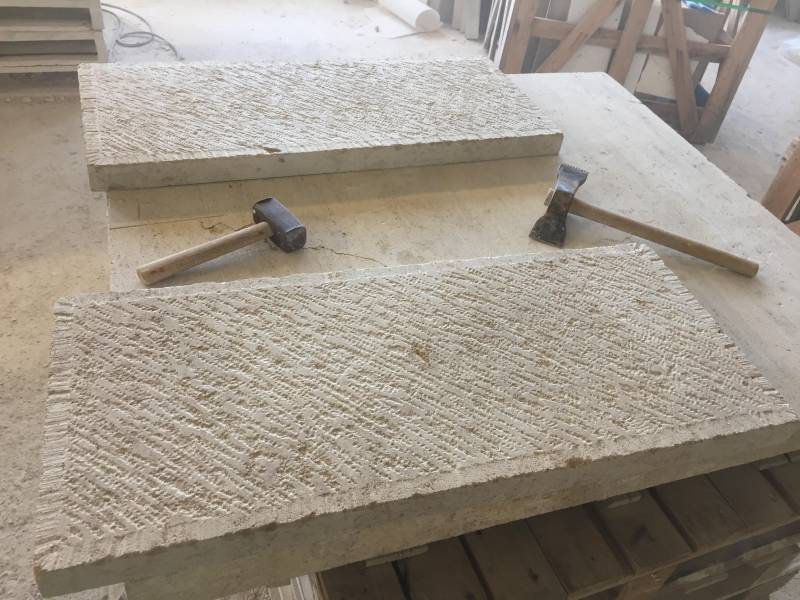 Vous recherchez des pierres anciennes de récupération pour vos revêtements de sol ou mur à Lyon ?