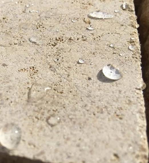 Protection parfaite, incolore, non filmogène, sans silicone