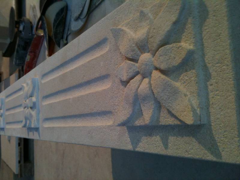 Tailleur de pierre Avignon, gravure sur pierre dure