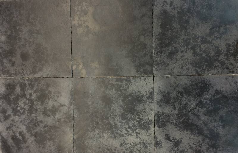 Dalle pierre naturelle noir uni patiné ou gris uni patiné, Saint Remy de Provence