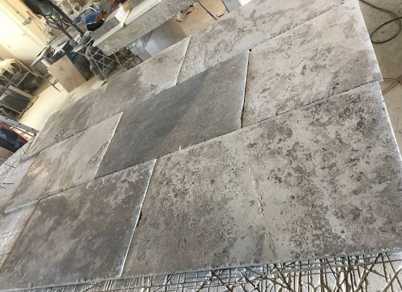 Dalle ancienne en pierre naturelle FRANCEPIERRE Bourgogne, Paris, Nîmes et Avignon