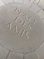 36 rue de Bourgogne à Paris, Pierre de Dordogne, tailleur de pierre